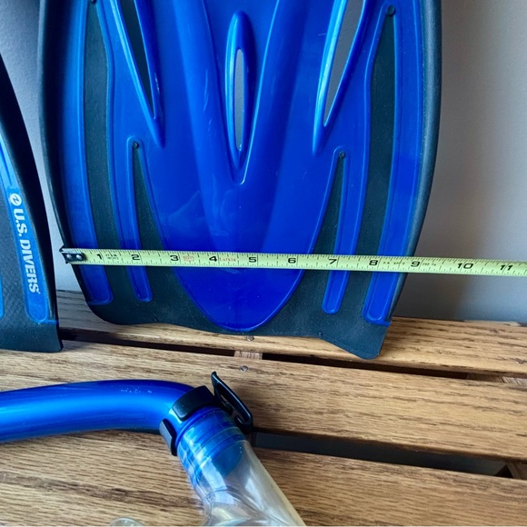 U.S. Divers Adult Snorkel Set Black Blue Large XL Fins Snorkel New- No Mask - Picture 10 of 11